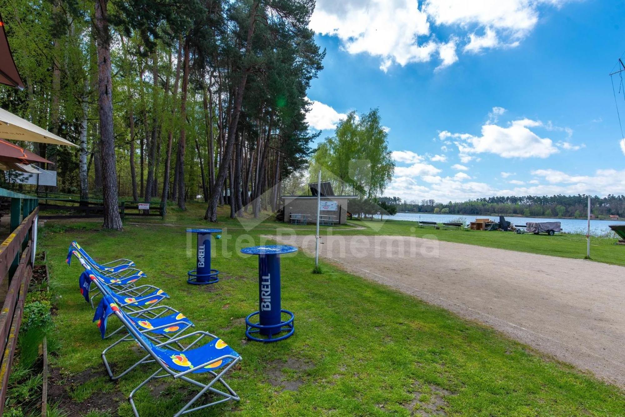 Yacht Club Bezdrev Hluboká nad Vltavou Exterior foto